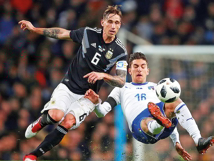 1.2193654-3704840408