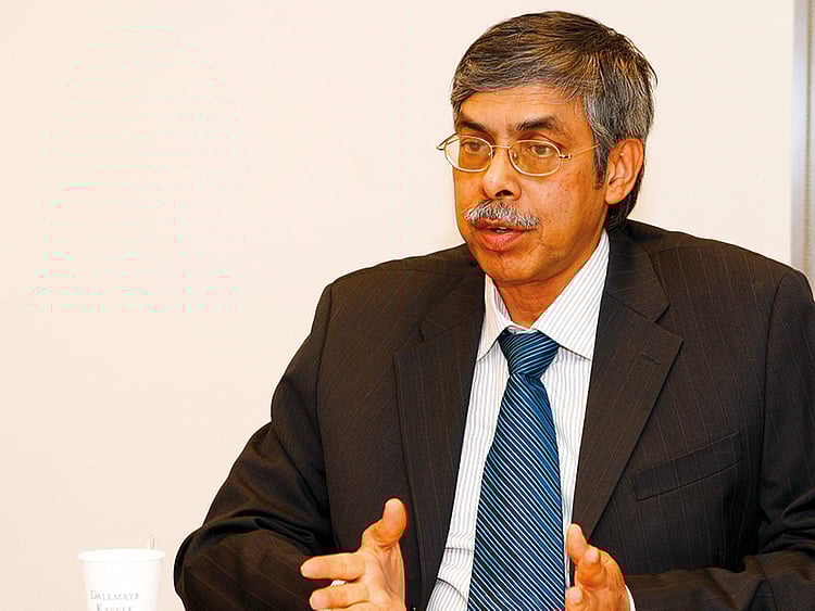 1.2194324-2519281383