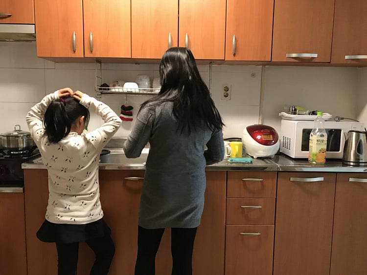 1.2195935-4292304933