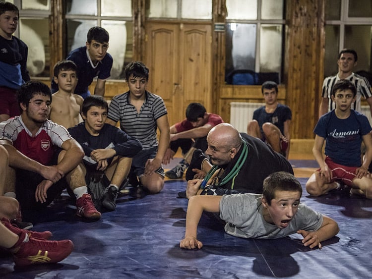 1.2197132-1070957869