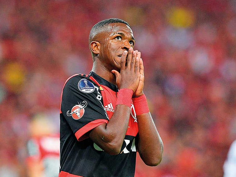 1.2182527-1022275235