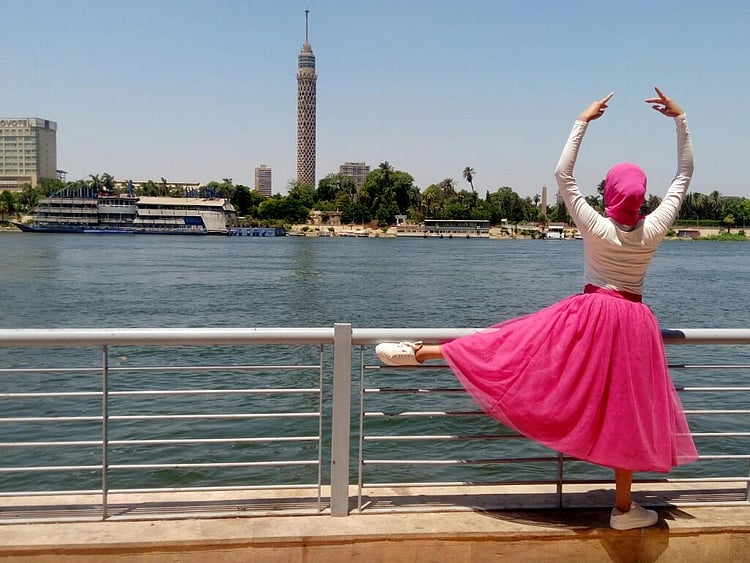 1.2184940-2120702884