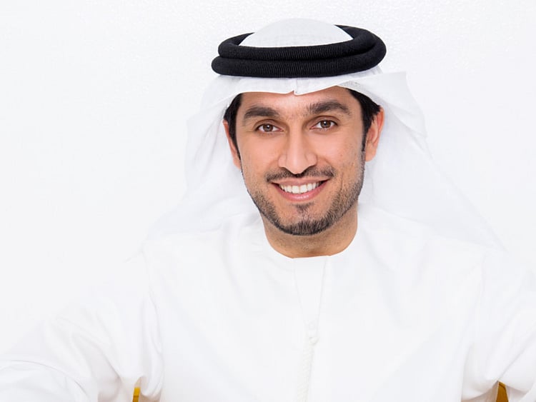 1.2184557-3295987398