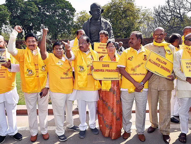 1.2184854-3520874552