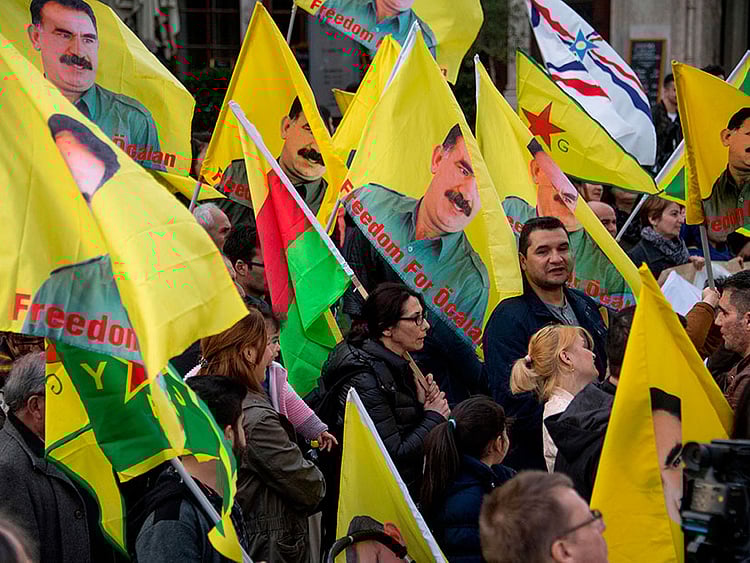 1.2203294-2176339885