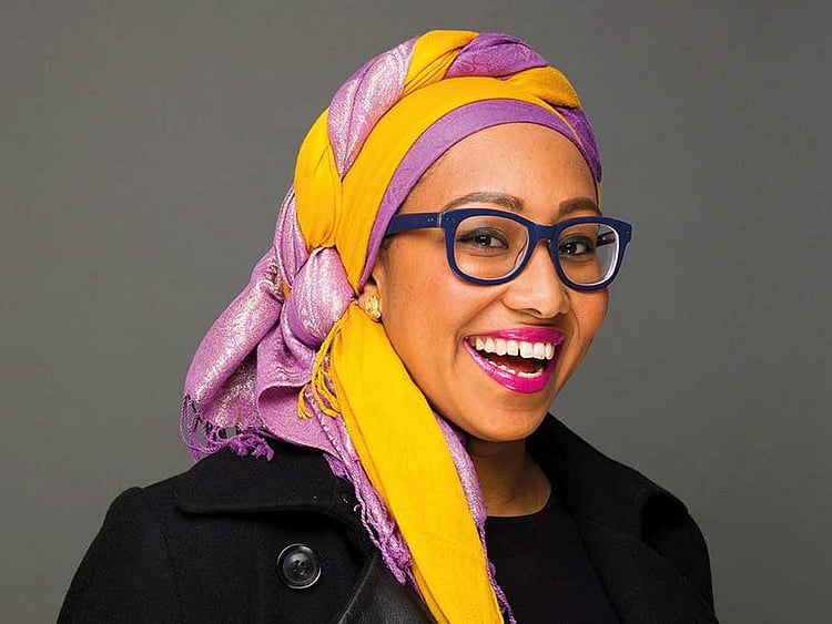 1.2204285-2211242408