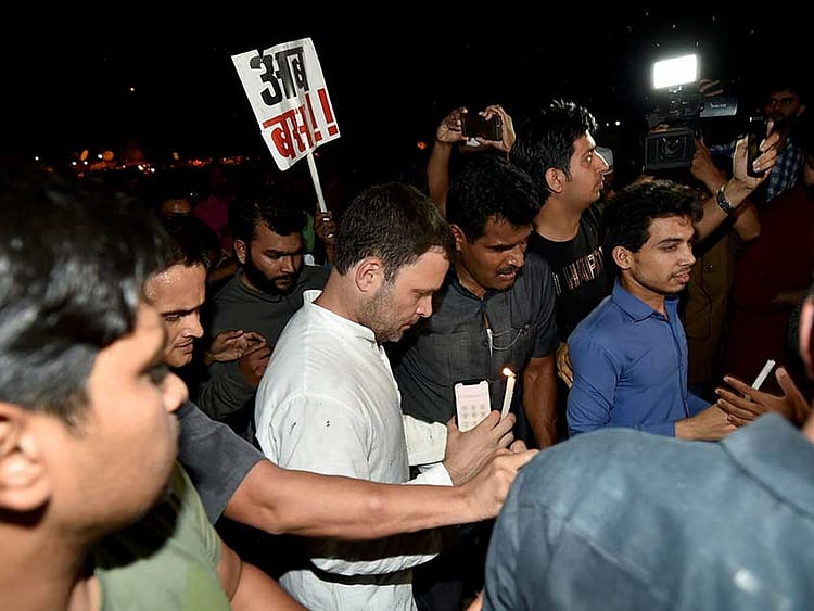 1.2204674-3772564017