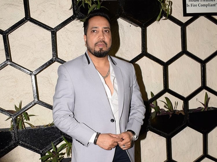 1.2205641-3440193139