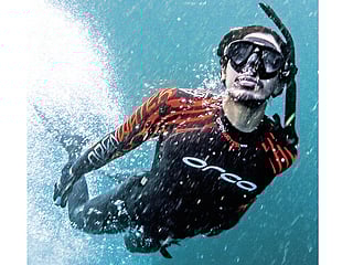 UAE divers on a mission to clean the sea