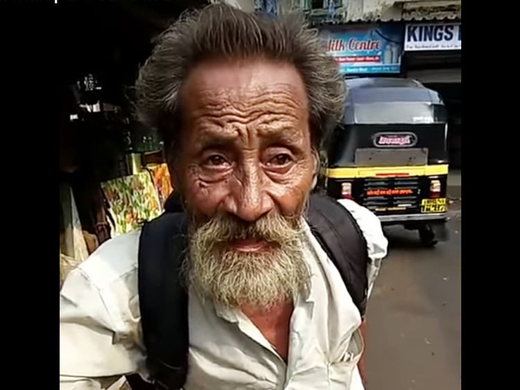 1.2208142-1810103422