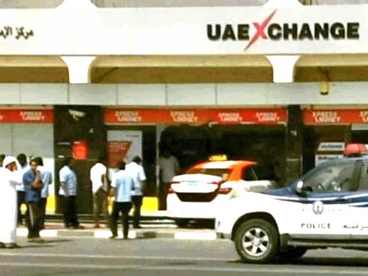 1.2208332-3198994456