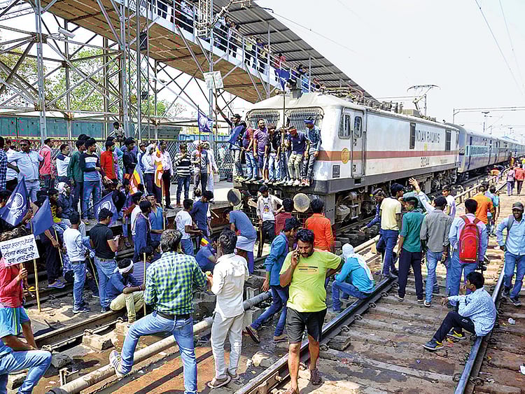 1.2198557-3647663907