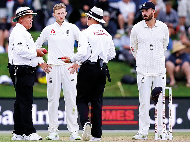 1.2198547-2139842032