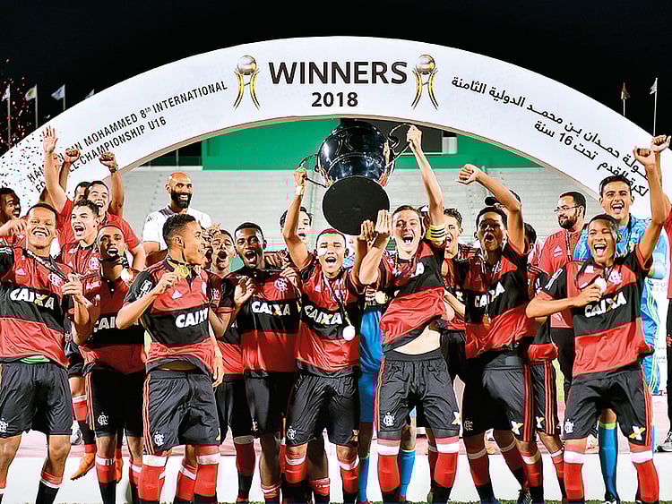 1.2208620-4040701382