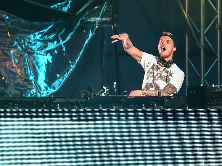 1.2208962-1576149448