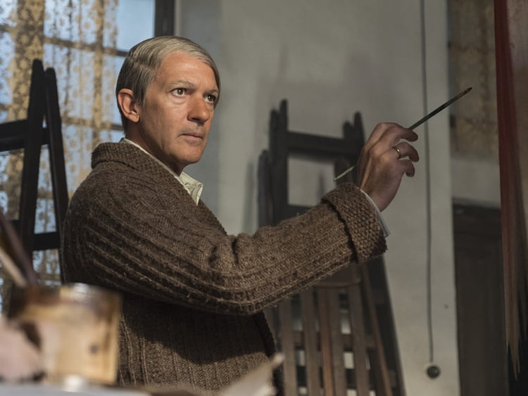 1.2208976-4201987363