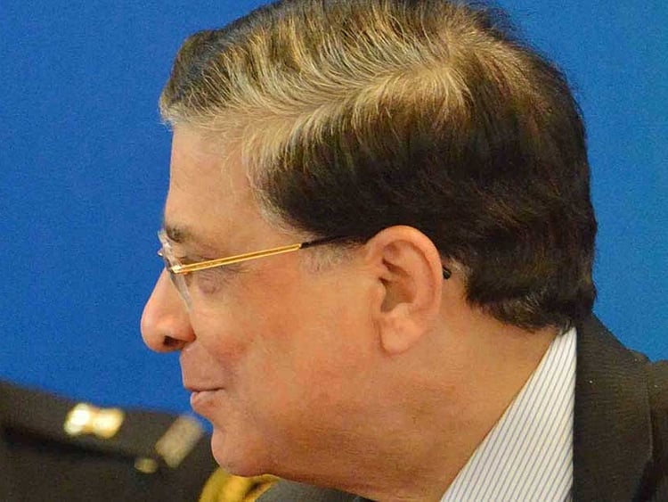 1.2210363-2371936012