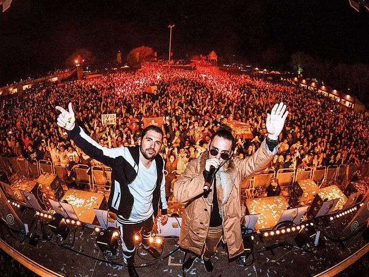 1.2209999-1808265901