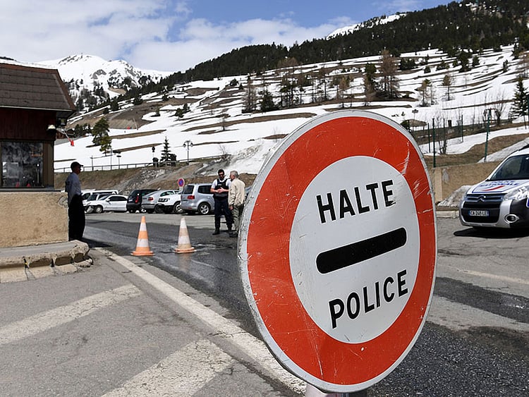 1.2210207-2531920920