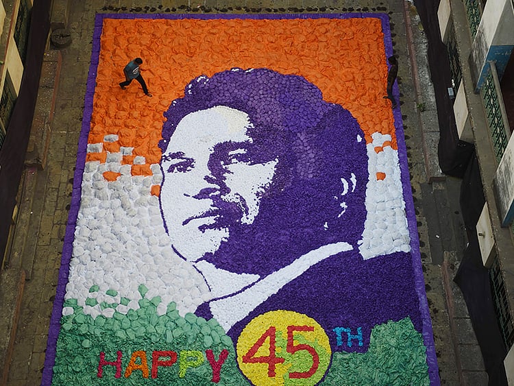 1.2211110-2741824152