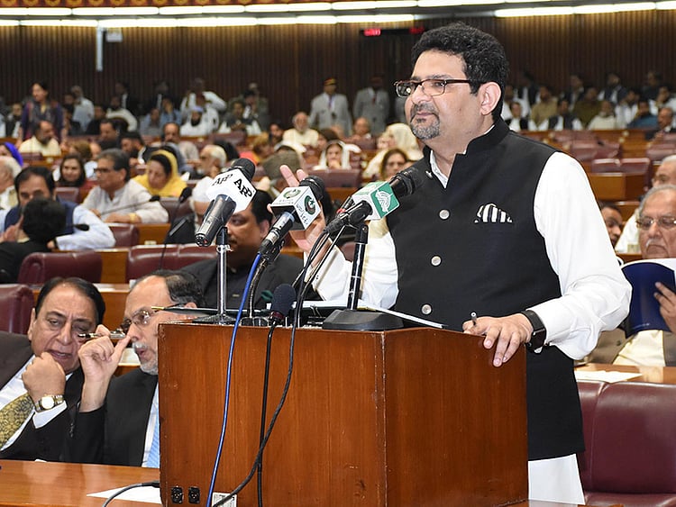 1.2213240-4022511035