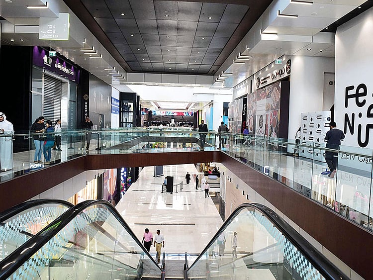 1.2213922-2952853180