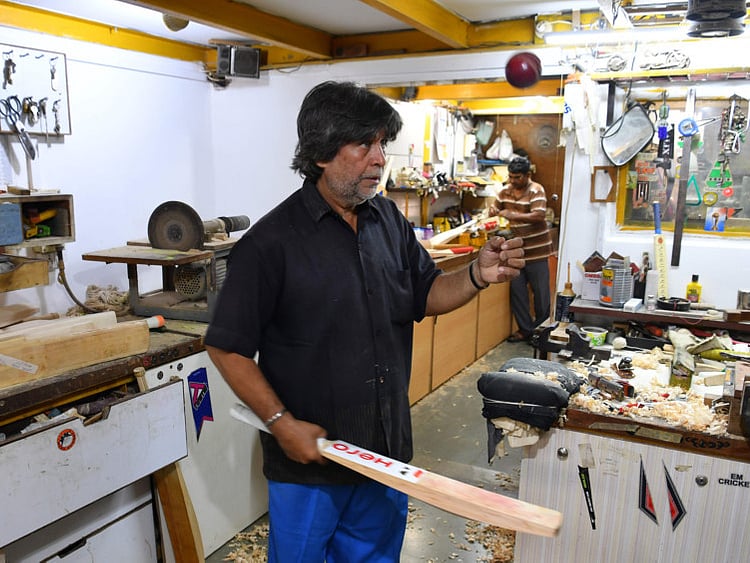 1.2214182-1844383243