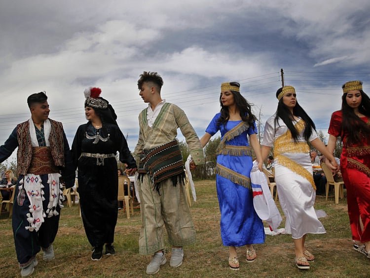 1.2200577-4272843971