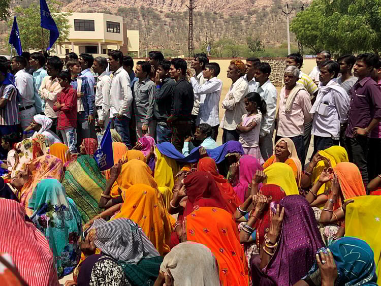 1.2201002-2150344108