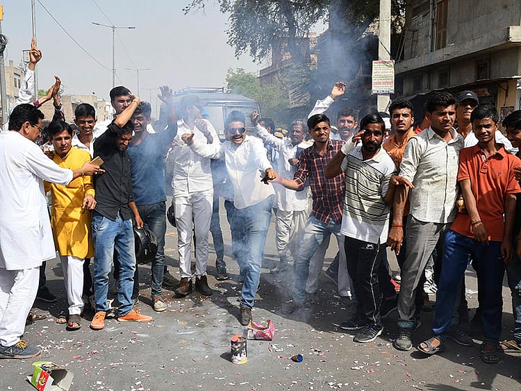 1.2201946-1617971130