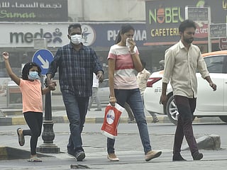 Dubai warns pharmacies against increasing face mask prices