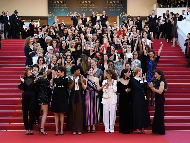 1.2221569-2773018590