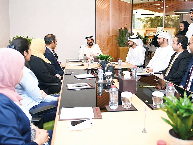 1.2222983-3218578578