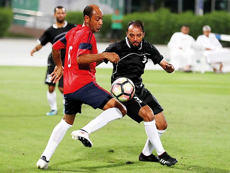 1.2225946-2140717158