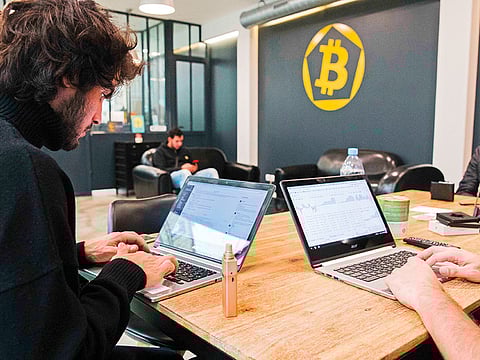 Bitcoin and other major cryptocurrencies slumped after the People's Bank of China reiterated that the digital tokens cannot be used as a form of payment.