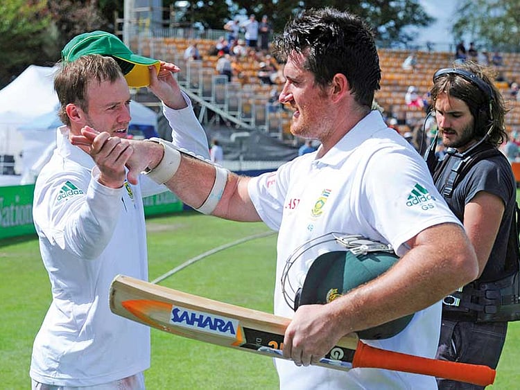 1.2228749-4257765303