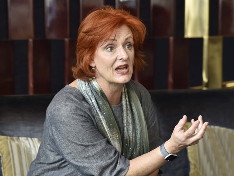 1.2218205-4145433307