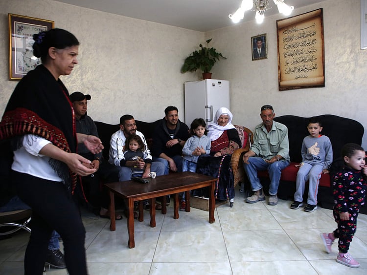 1.2218475-3280662593