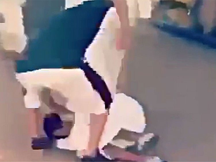 1.2234572-4142077372