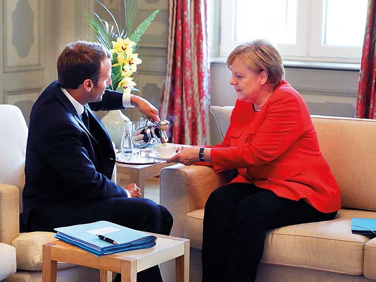 1.2239273-2082774195