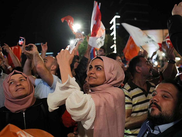 1.2241592-1944394629