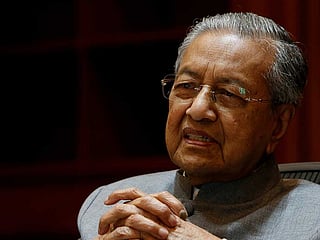 Malaysian turmoil grows with Mahathir resignation
