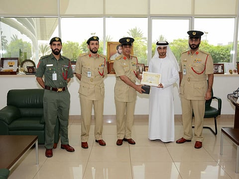 Emirati returns Dh3,000 forgotten by ATM user