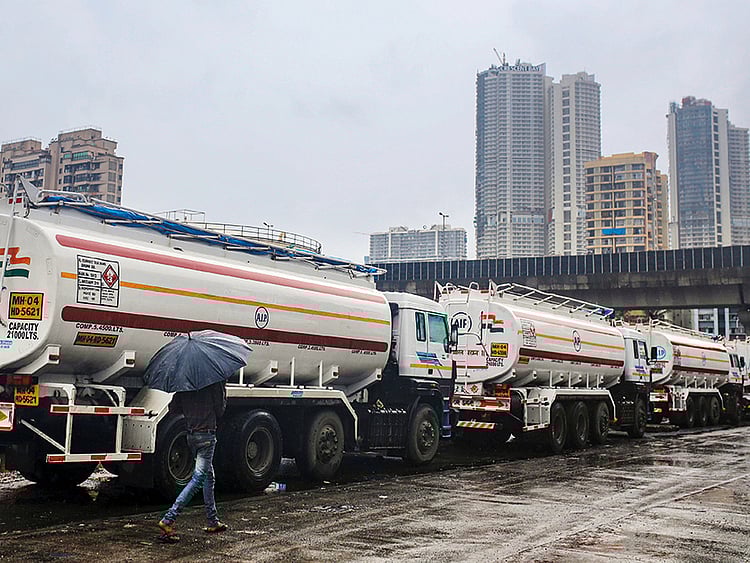 1.2250389-2706359621