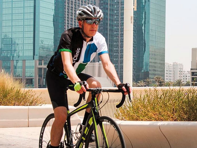 1.2252469-4144473290