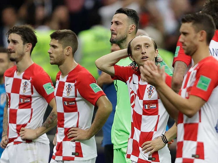 1.2252160-1961742701