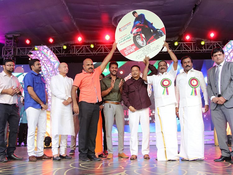 1.2253212-1290097550