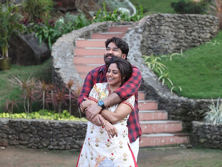 1.2253213-2601126285