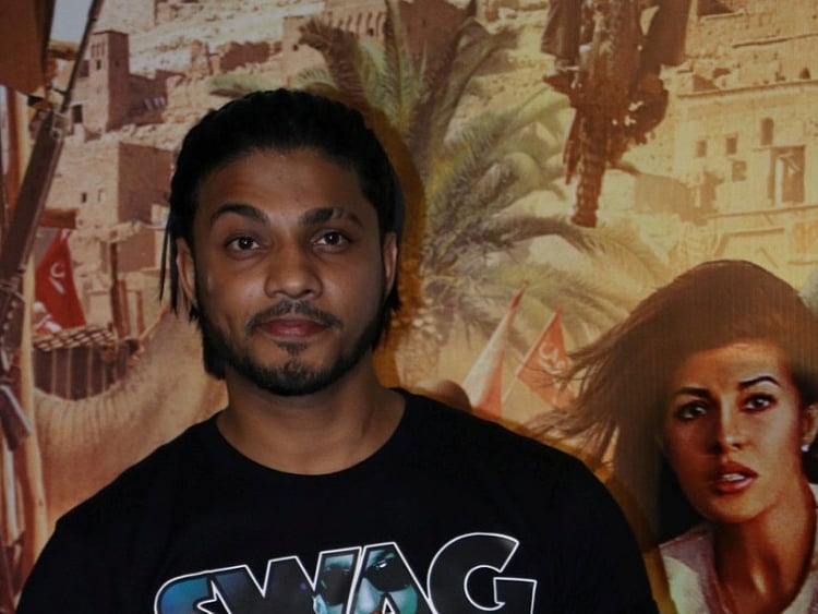 1.2253893-3861704436