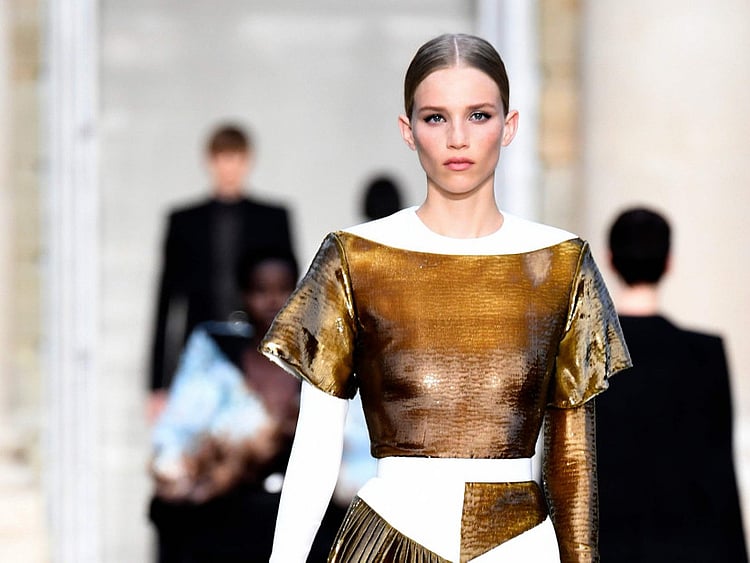 1.2245246-1862988055